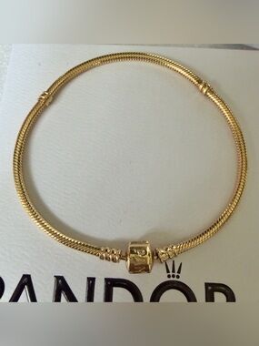 NEW❗️100% Authentic PANDORA Moments Snake  Bracelet 14k Yellow Gold 8.3”